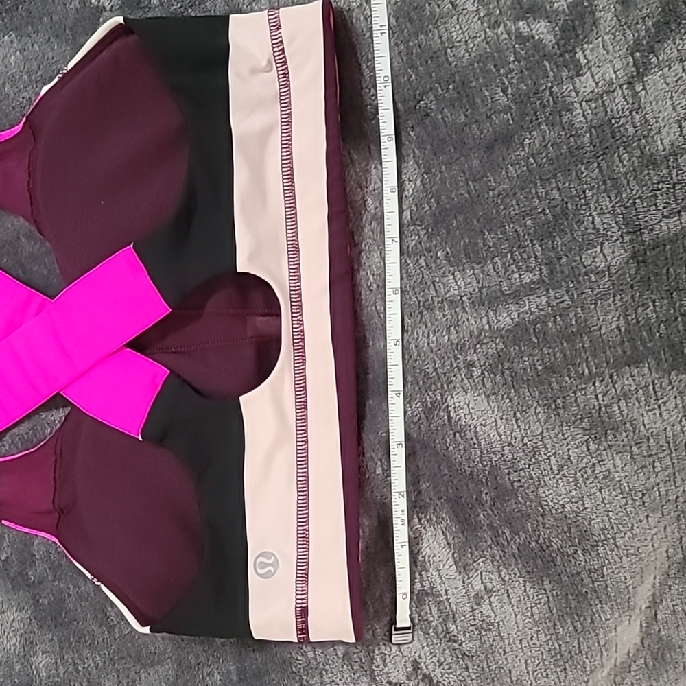 Lululemon sports bra - Picture 4 of 6